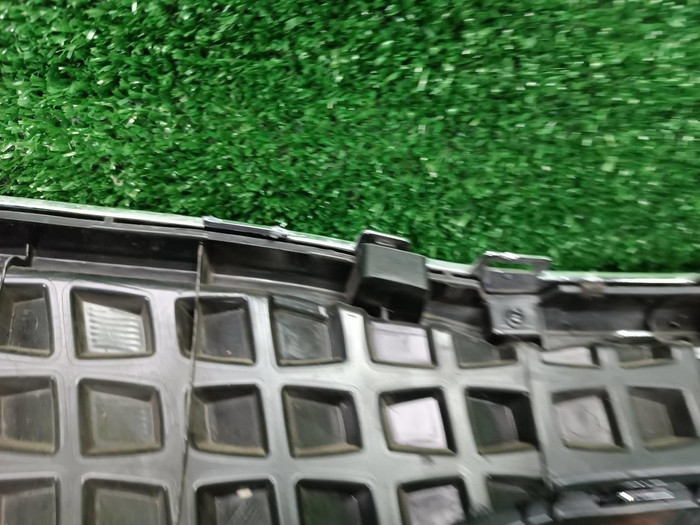 Решетка радиатора KIA Rio 4 X-Line (2017-2020)