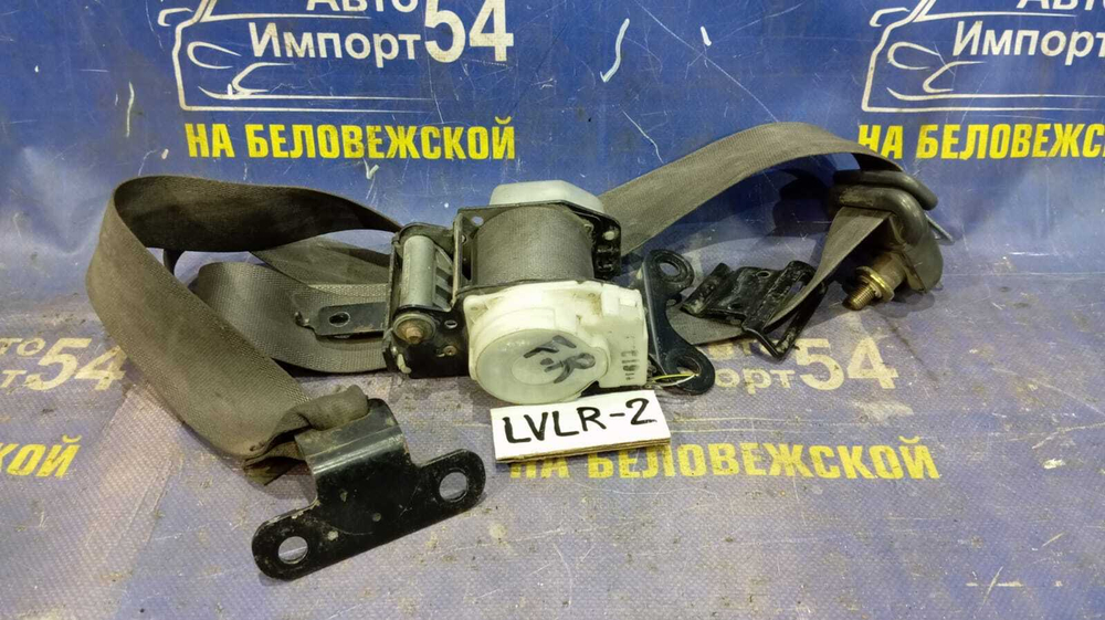 Ремень безопасности передний правый MAZDA MPV 1996
