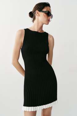 ZARA КОРОТКОЕ ТРИКОТАЖНОЕ ПЛАТЬЕ В РУБЧИК, ЧЕРНЫЙ