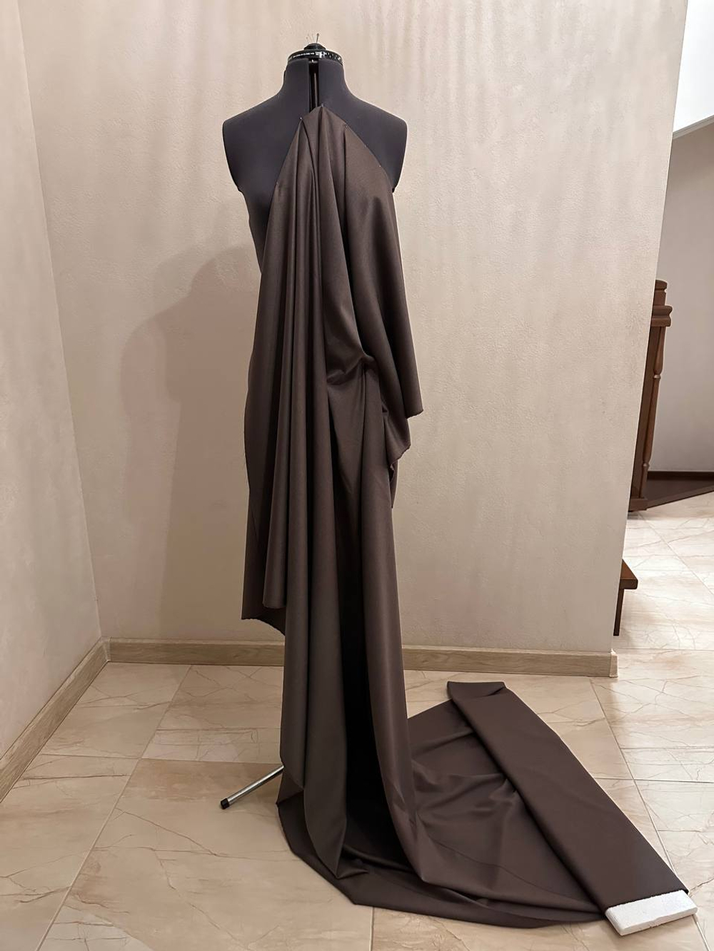 Костюмно-плательная смесовая однотонная поливискоза (64%полиэстер/33%вискоза/3%эластан, Фундук, 148, 285 гр/м2)