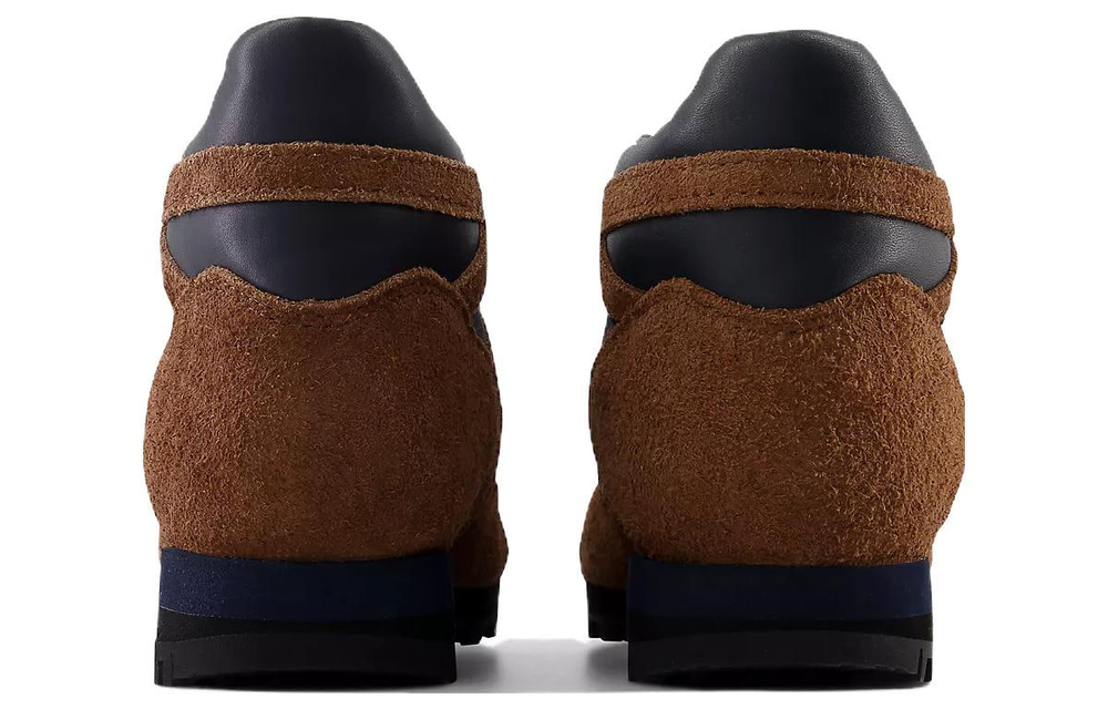 New Balance Rainier "True Brown"