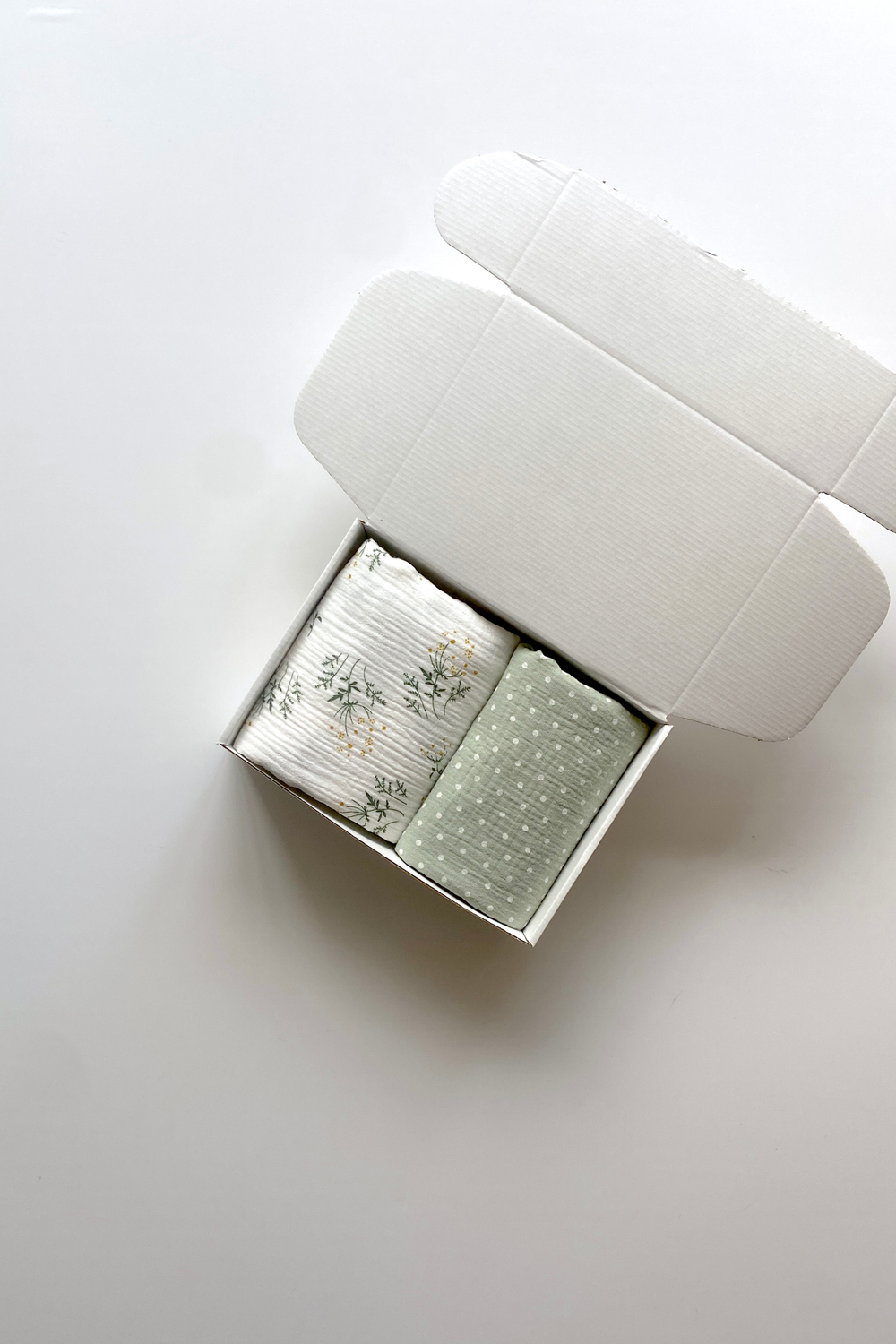 Набор пеленок "Мимоза XS"