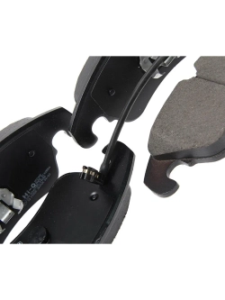 Колодки тормозные AUDI A4,A5,Q5 передние (4шт.) SANGSIN