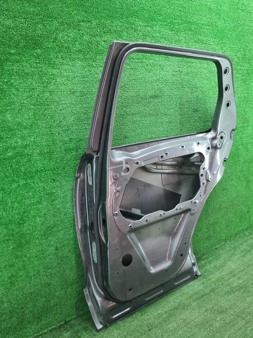Дверь задняя правая LR Discovery Sport (2014-н.в.)