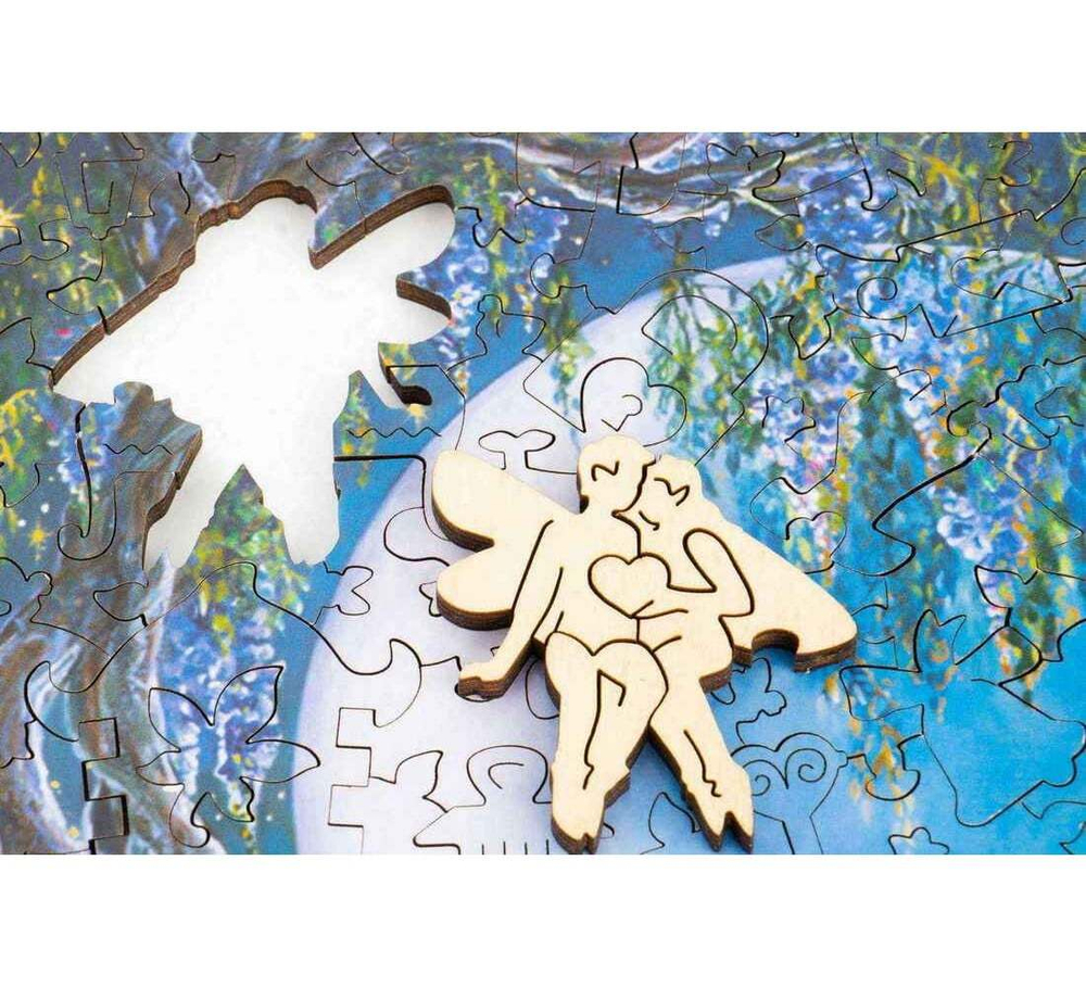 Глициния луны (Wisteria moon) от DAVICI - деревянный пазл с деталями разных формы, картина настоящего художника, которую вы собираете сами