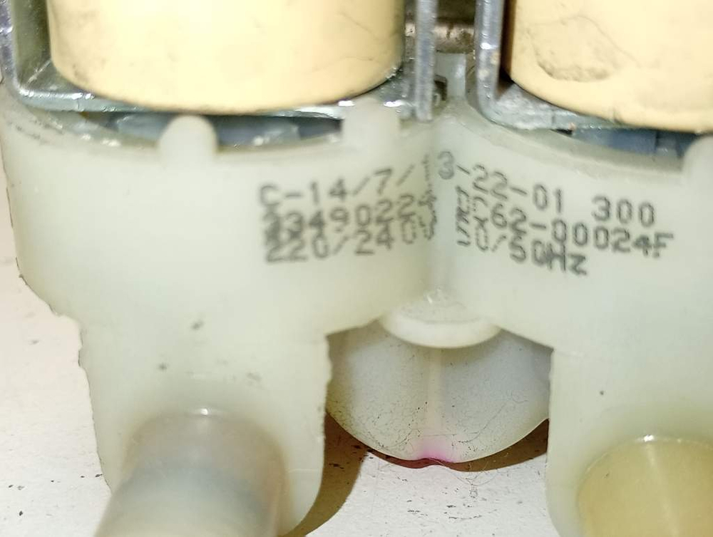 WF8590NMW9DYLP кт26 Клапан подачи воды для стиральной машины Samsung DC62-00024F б/у