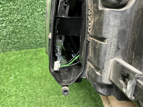 Фара левая Audi Q3 (2011-2014) ксенон