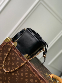 Louis Vuitton Noe Purse