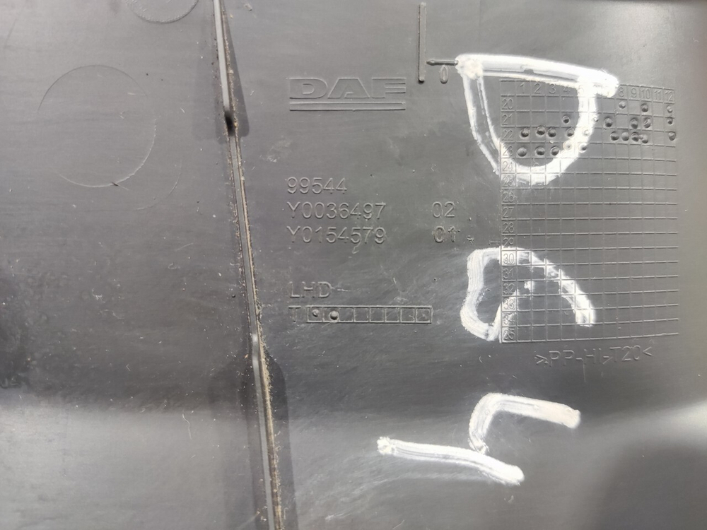 Накладка стойки салона левая 2023г.