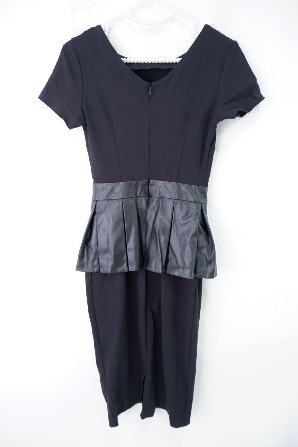 Платье Ruxara стильное 42 размер