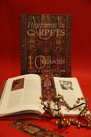 Happiness in Carpets-10 reasons. Why a carpet can make you happy
