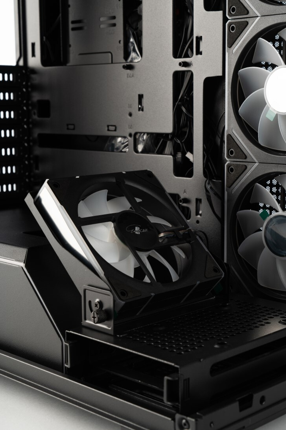 Корпус eATX Eurocase M9 Max-Fish tank