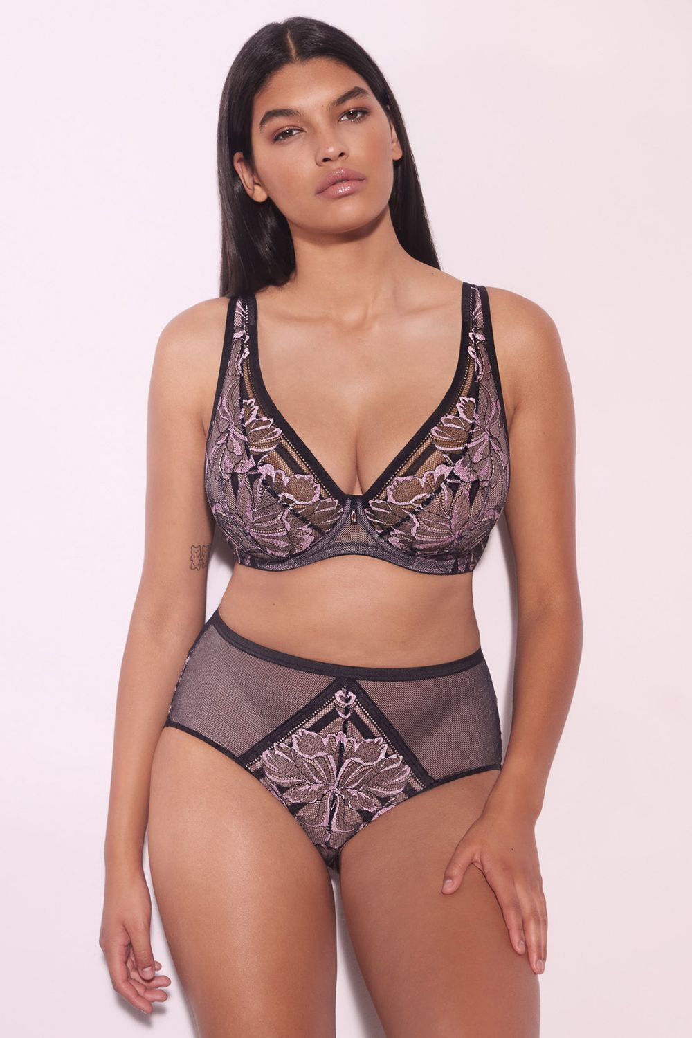 Высокие трусики Glossy Iris с эффектом мерцания (Размер: 42) (Цвет: черный с розовым)