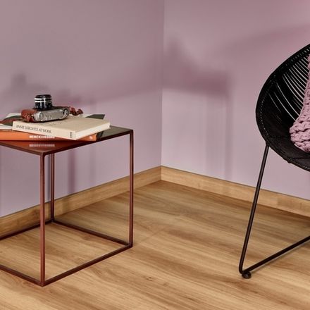 Плинтус виниловый цветной