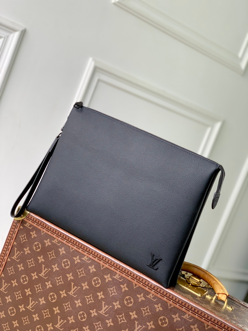 Louis Vuitton Duo Pouch