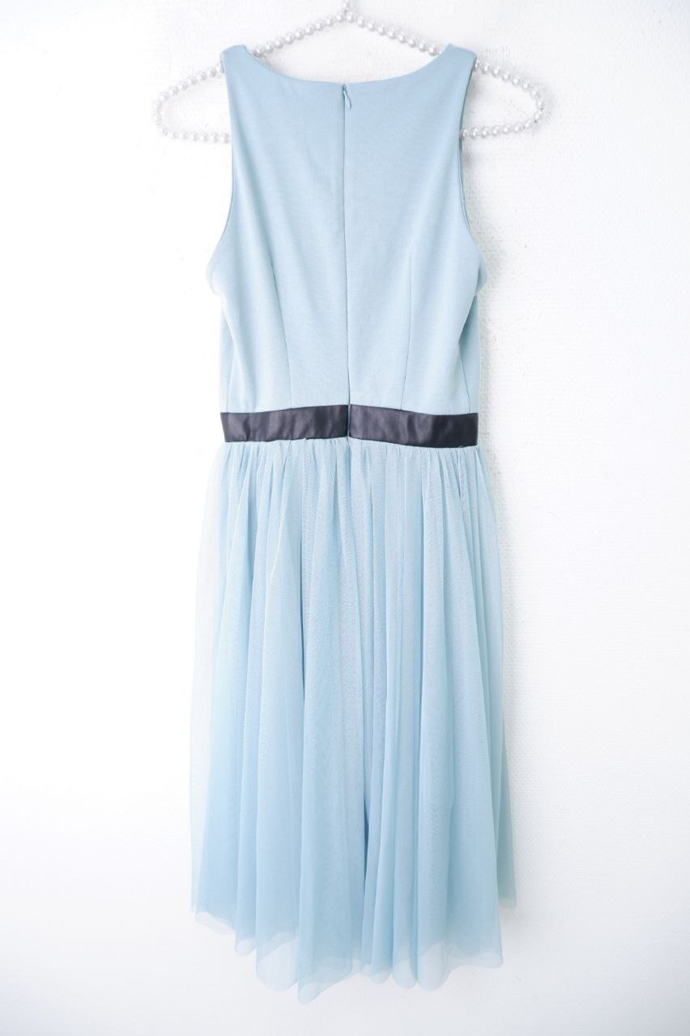 Платье Oodji красивое 42 размер