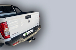 Фаркоп(прицепное) Лидер-Плюс для NISSAN NAVARA Double Cab (D40) (со ступенькой) 2005-...(паспорт и сертификат в комплекте)(без электрики)N107-F
