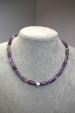 Колье-чокер с аметистом "Фиолетовое сердце"