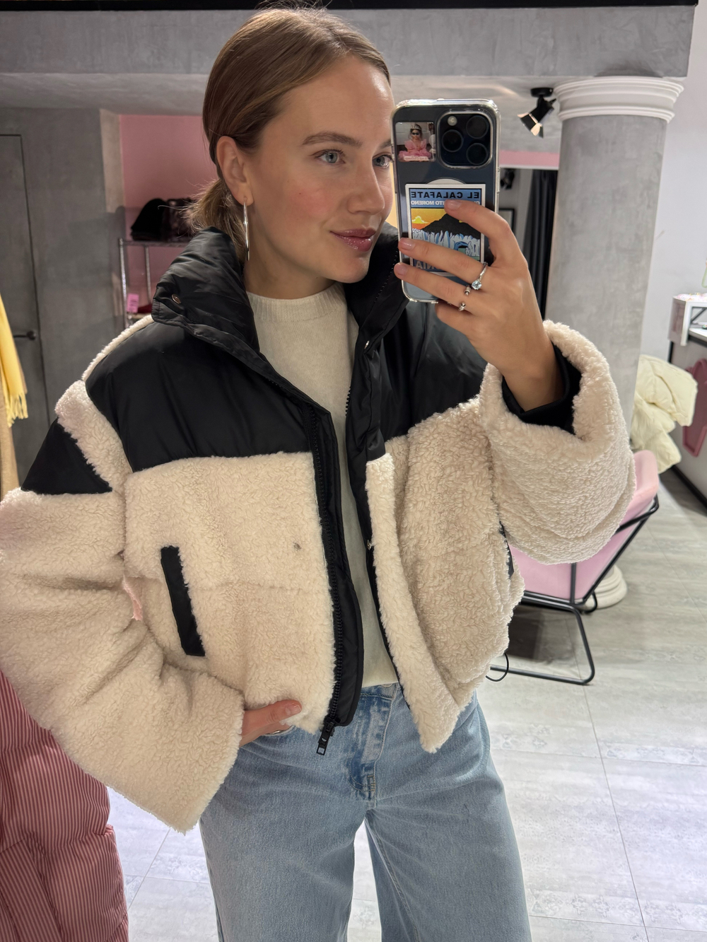 Пуховик North молочный