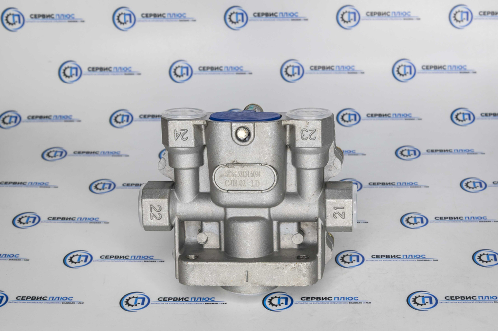 Клапан тормозной воздушный F3000 4-х контурный SHACMAN 81.52151.6094