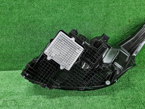 Фара правая Range Rover Vogue 5 L460 (2021-н.в.) LED