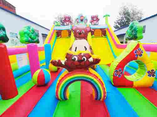 Батут "Мишки и дети", 10*6*5 м