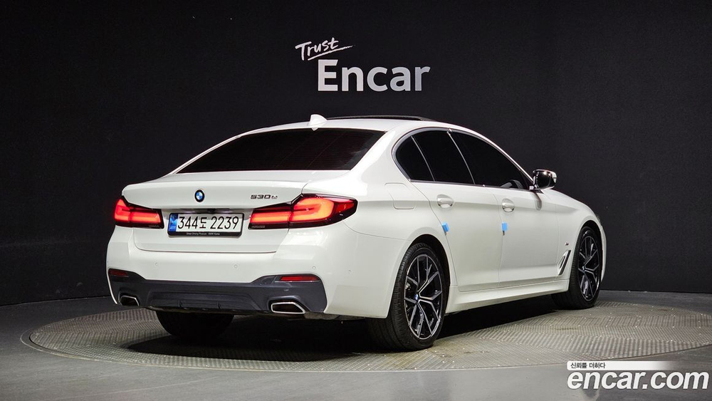 BMW 5 Series (G30) 530e M Sports (07.2021)
