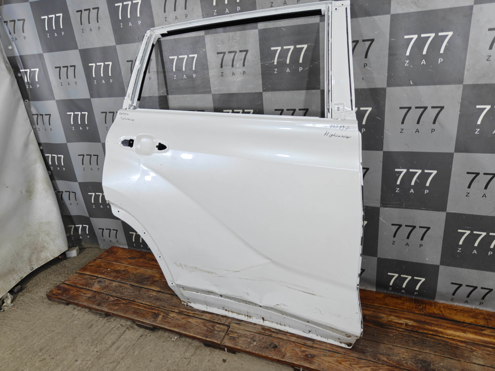 Дверь задняя правая Toyota Highlander 4 (U70) 19-нв Б/У Оригинал 670030E190