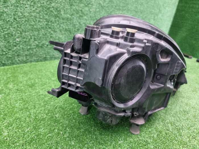 Фара левая Porsche Cayenne 3 (2017-2023) LED