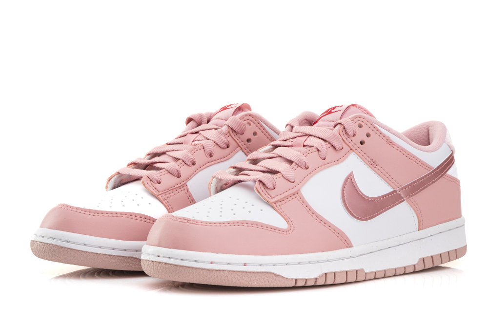 Nike Dunk "Pink Velvet"