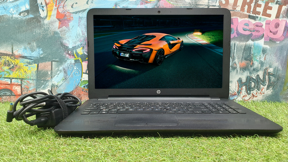 Ноутбук HP i3-6/8 Gb/15-ay009dx (X7T50UA)/Windows 10