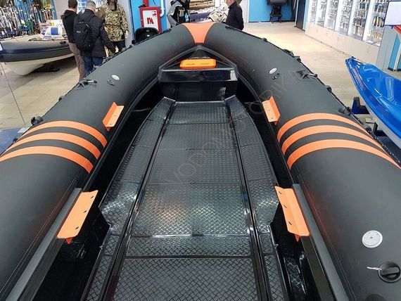 Лодка RIB Baltic Boats Аполлон 460Z (с закладной под палубой)