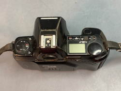 Nikon N8008