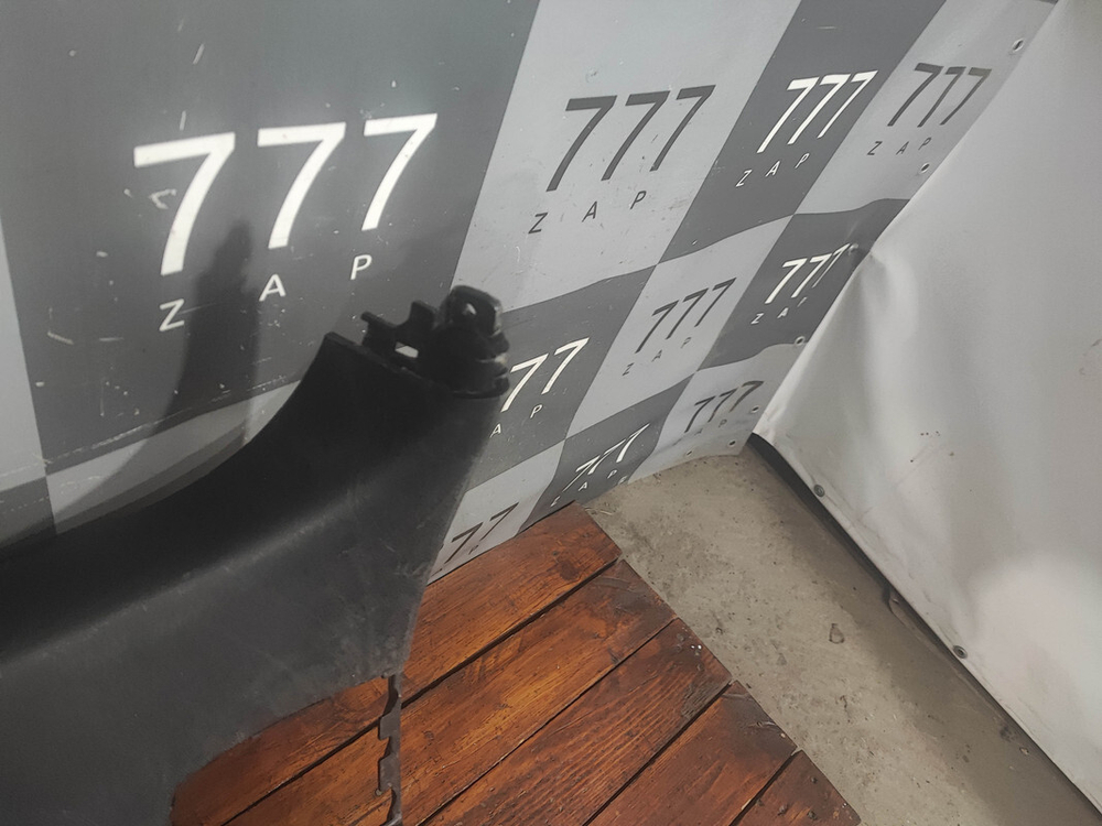 Обшивка крышки багажника Kia Sorento 3 Prime (UM) 14-20 Б/У Оригинал 81750C5100