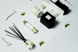 Cereria Molla - Ароматическая свеча 230г Flores Blancas / артикул   5505  / GTIN 8424405055052