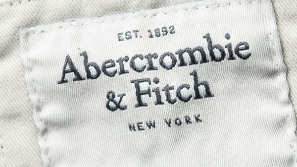 5 модных вещей от Abercrombie & Fitch, которые подходят для повседневного гардероба 5 модных вещей от Abercrombie & Fitch, которые подходят для повседневного гардероба