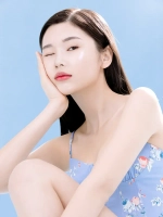 About Tone Легкий увлажняющий солнцезащитный флюид SPF50 Lightful Dewy Sun Essence 50 мл