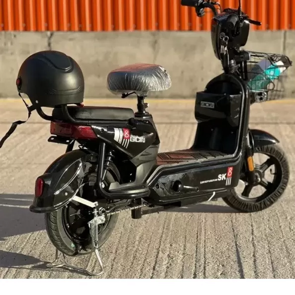 Электроскутер XCHU SK8, 14 размер колес, черный