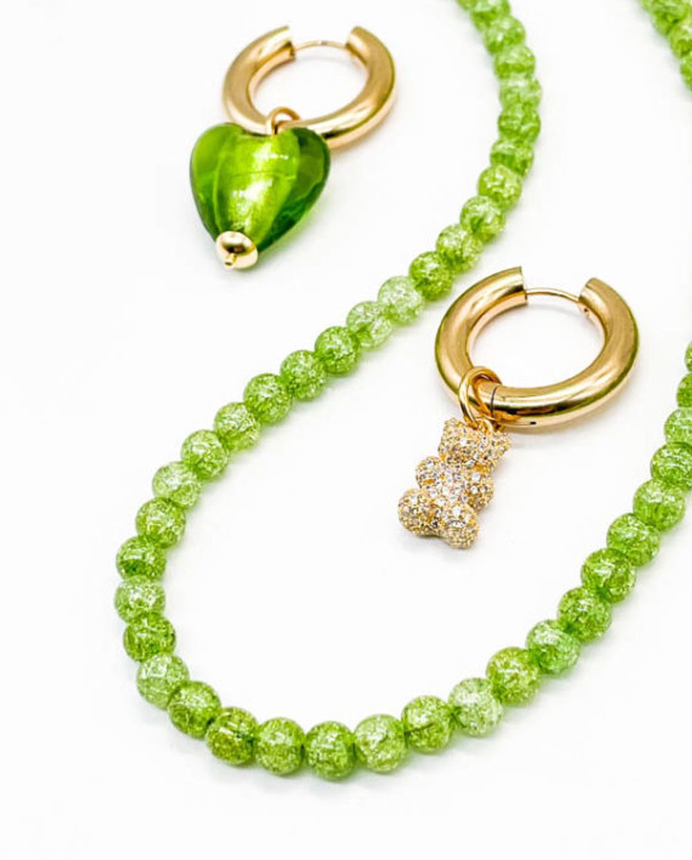 Чокер из камня 6 мм / green snow quartz / Чокер из камня 6 мм / green snow quartz /