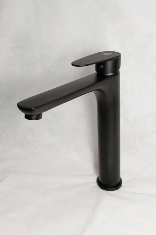 Смеситель Sanday умывальник,латунь,чёрный,картридж D35,гайка 34916-07