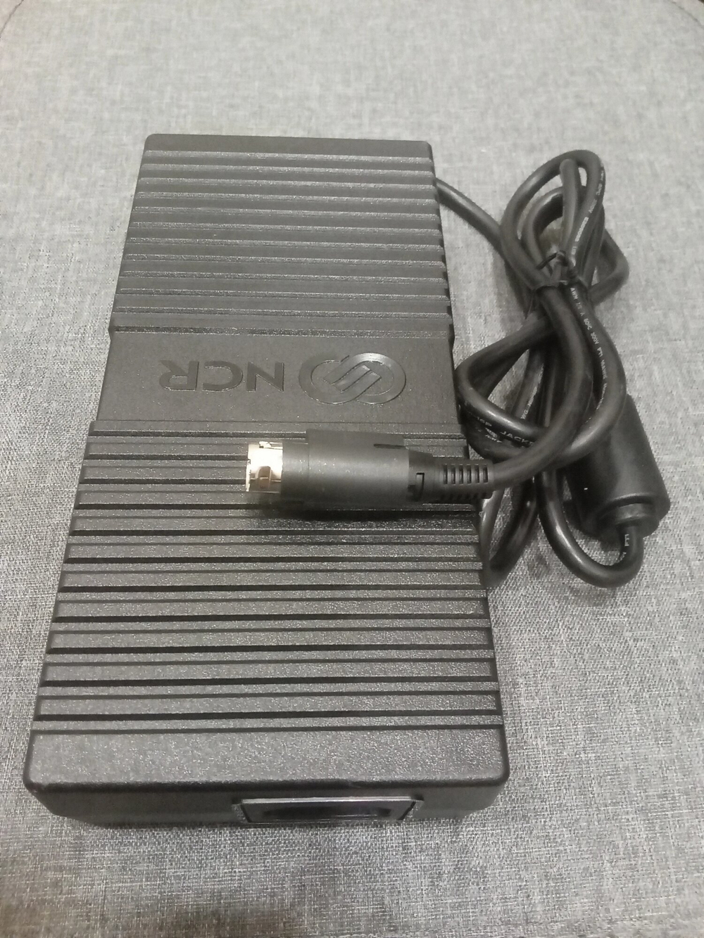 Блок питания 24v 6.25А 150W (TADP-150AB A, NCR)