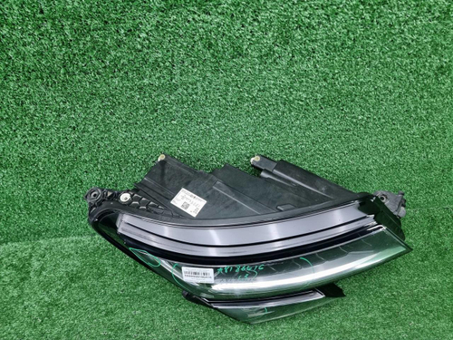 Фара правая Skoda Kodiaq (2016-2022) LED