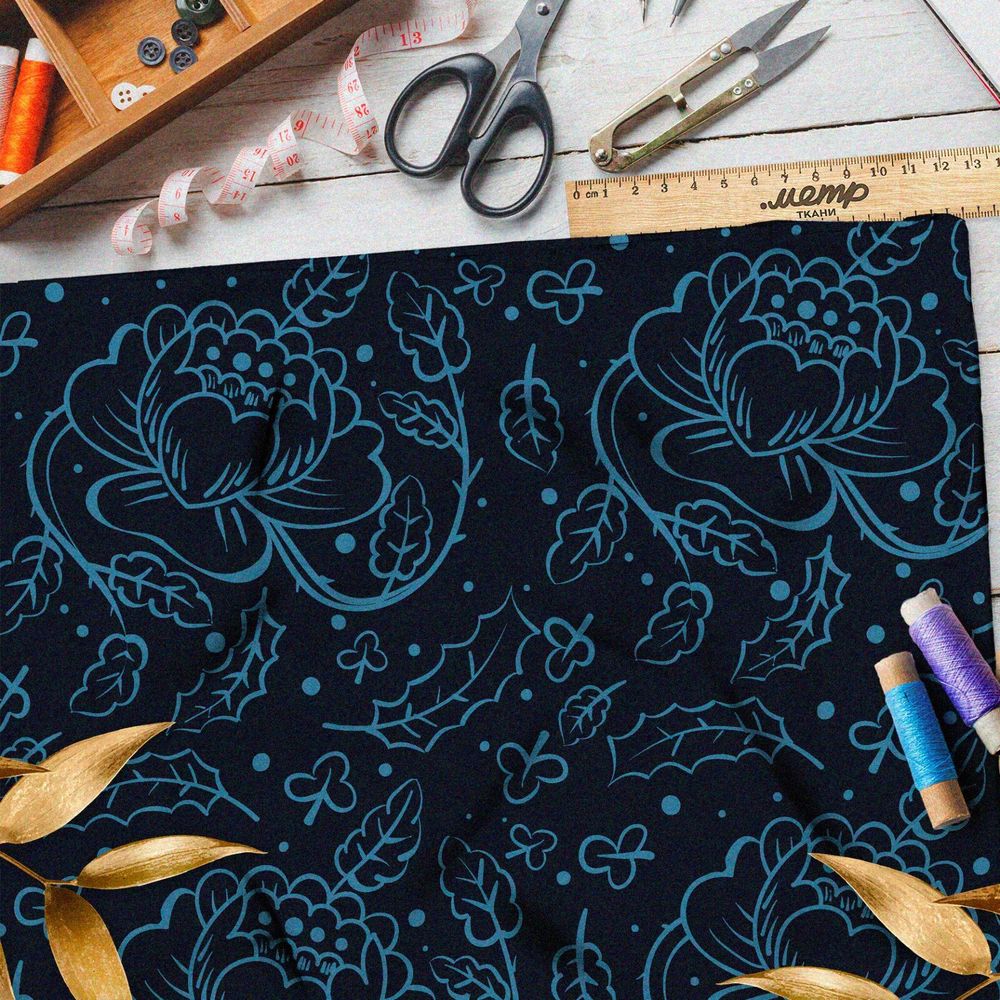 Ткань барби синие нарисованные цветы и листья на чёрном фоне