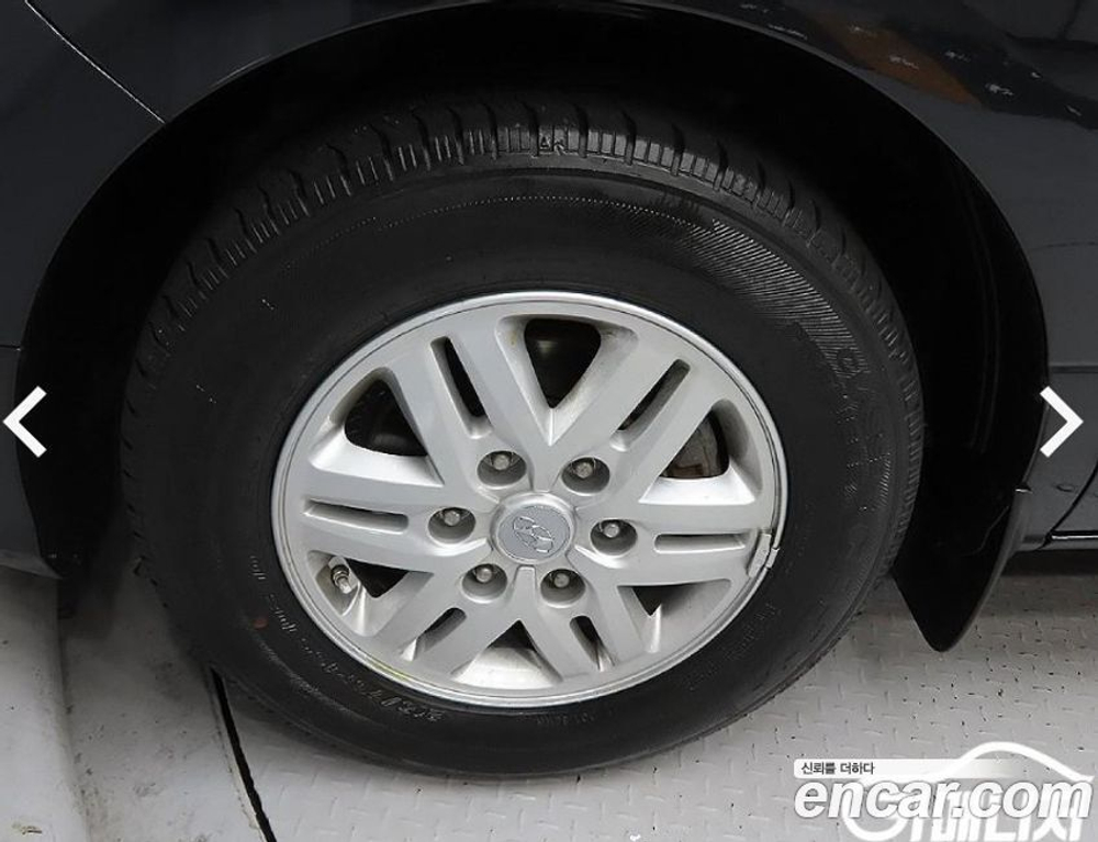 Hyundai The New Grand Starex Van 5-и местный (07.2020)