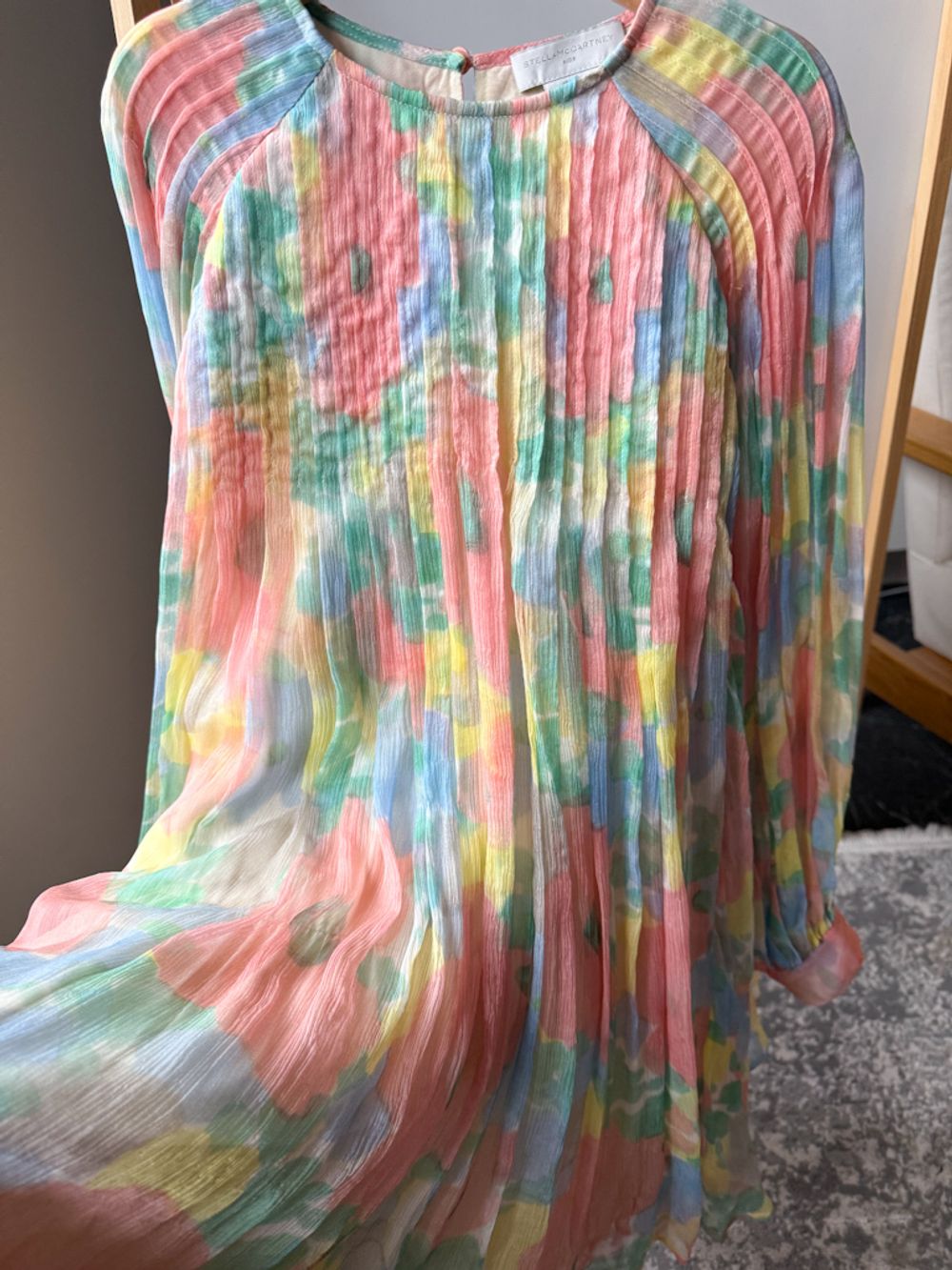 Шелковое платье Stella McCartney, 140