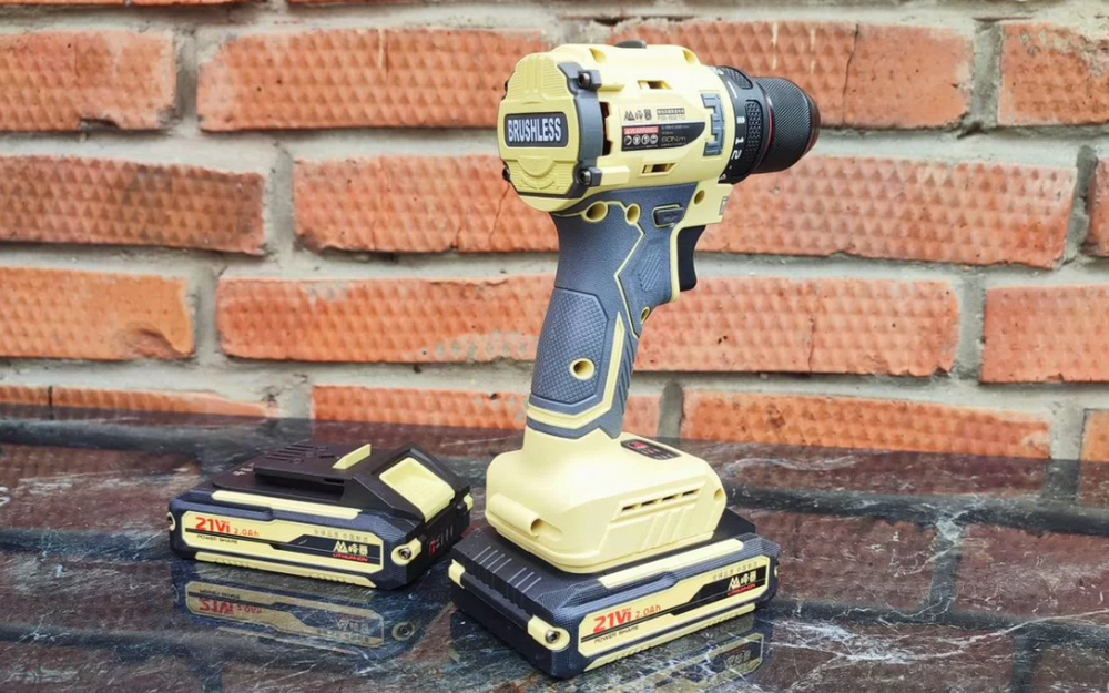 Аккумуляторный шуруповерт Feng Bao FB - 8210