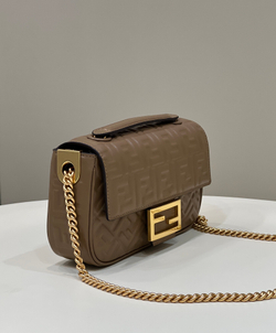 Fendi Baguette Chain Bag 24 cm