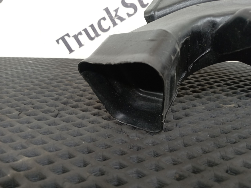 Воздуховод отопителя 2023г