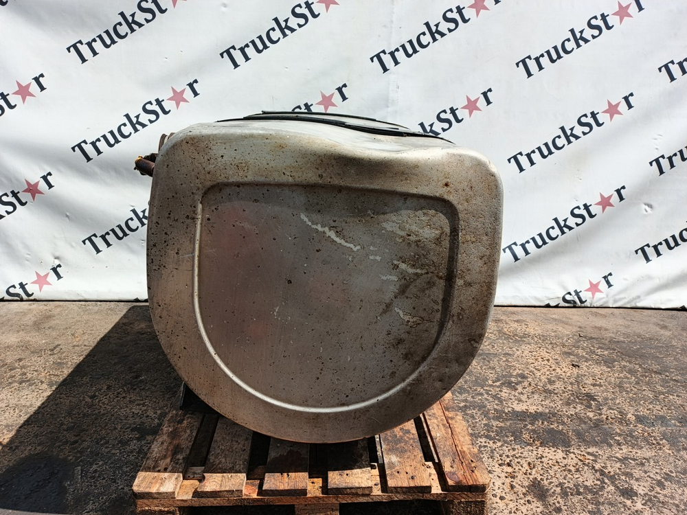 Бак топливный 490L