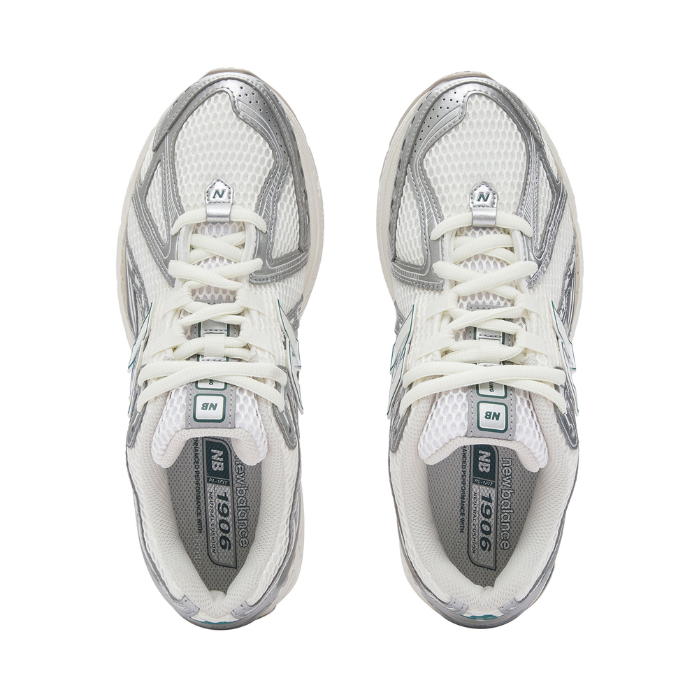 New Balance 1906R Silver Metallic Cream